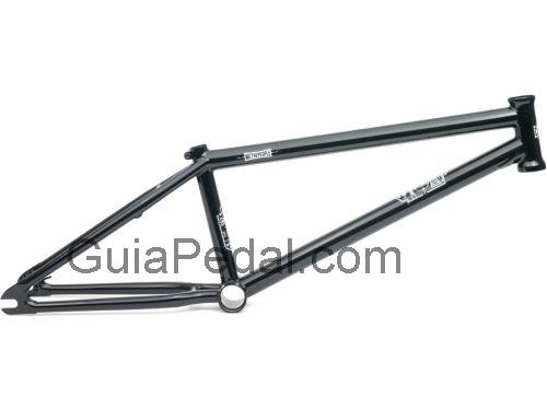 WeThePeople Clash ficha técnica y opiniones